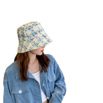 Autumn winter bucket hat